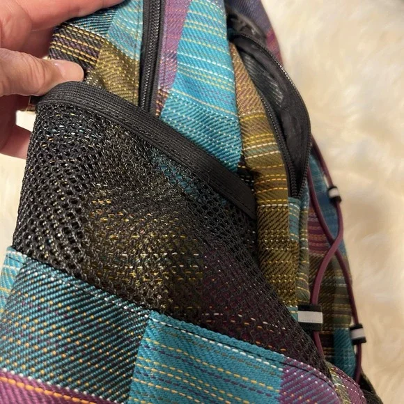 Dakine‎ GirlsTurquoise Purple Green Grom 13L Girls Backpack - Picture 5 of 14